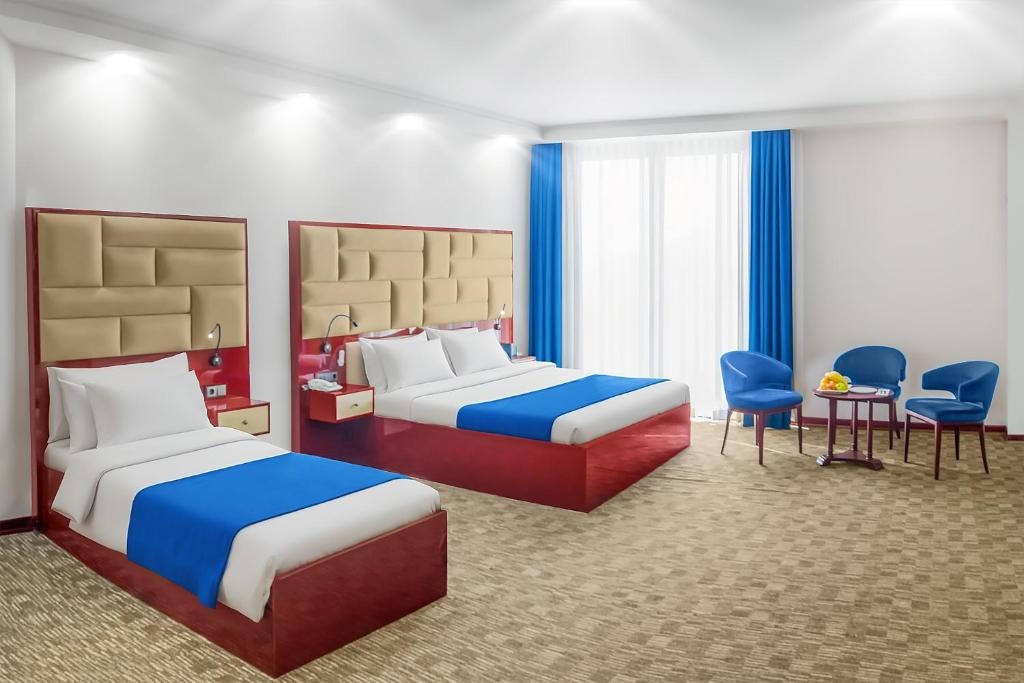 هتل دنیز تفلیس